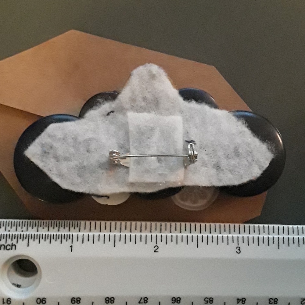 Handmade Brooch - Picture 4 of 5